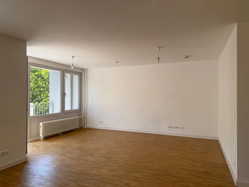 Wohnen am Ku’damm: 3 Zimmer und eigener Balkon — photo 1